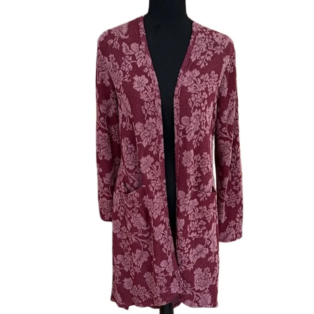 Knox Rose Open Front Lightweight Duster length Damask Rose cardigan size M